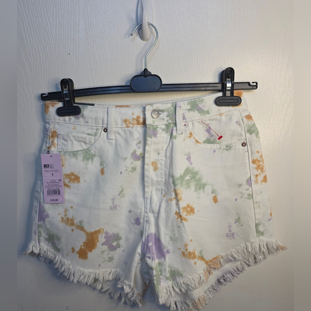 *3 FOR $12*Wild Fable Highest Rise White Multi Color Splatter CutOff Jean Shorts